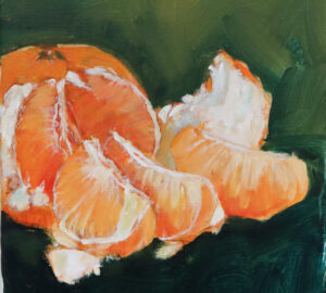 Mandarine on green