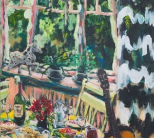 Värikäs maalaus: ruokapöytä ja kitara ikkunan äärellä.