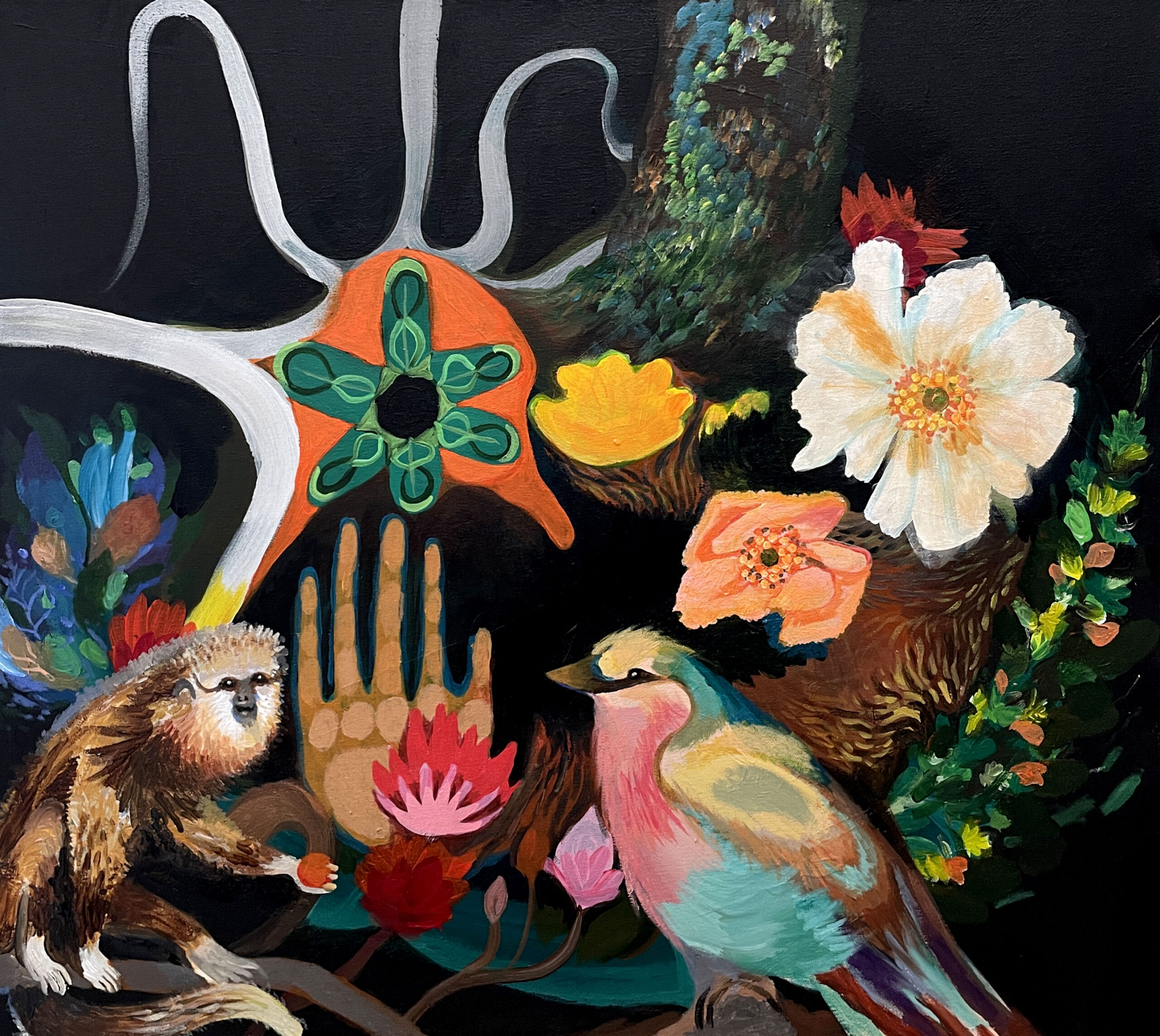 Värikäs maalattu eläin- ja kasvikuva taustalla.